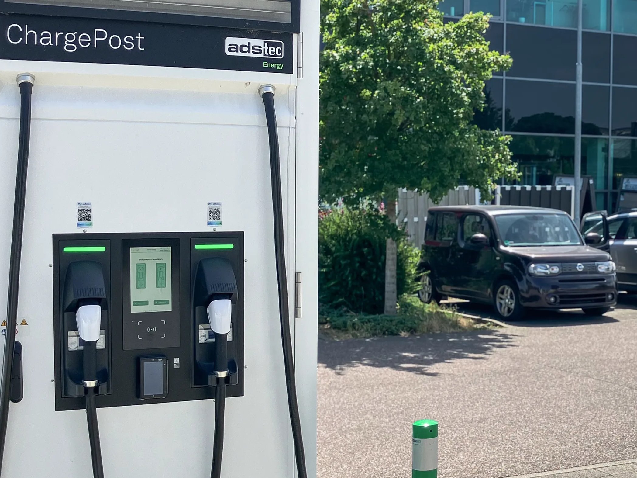 mediaElement.alternative