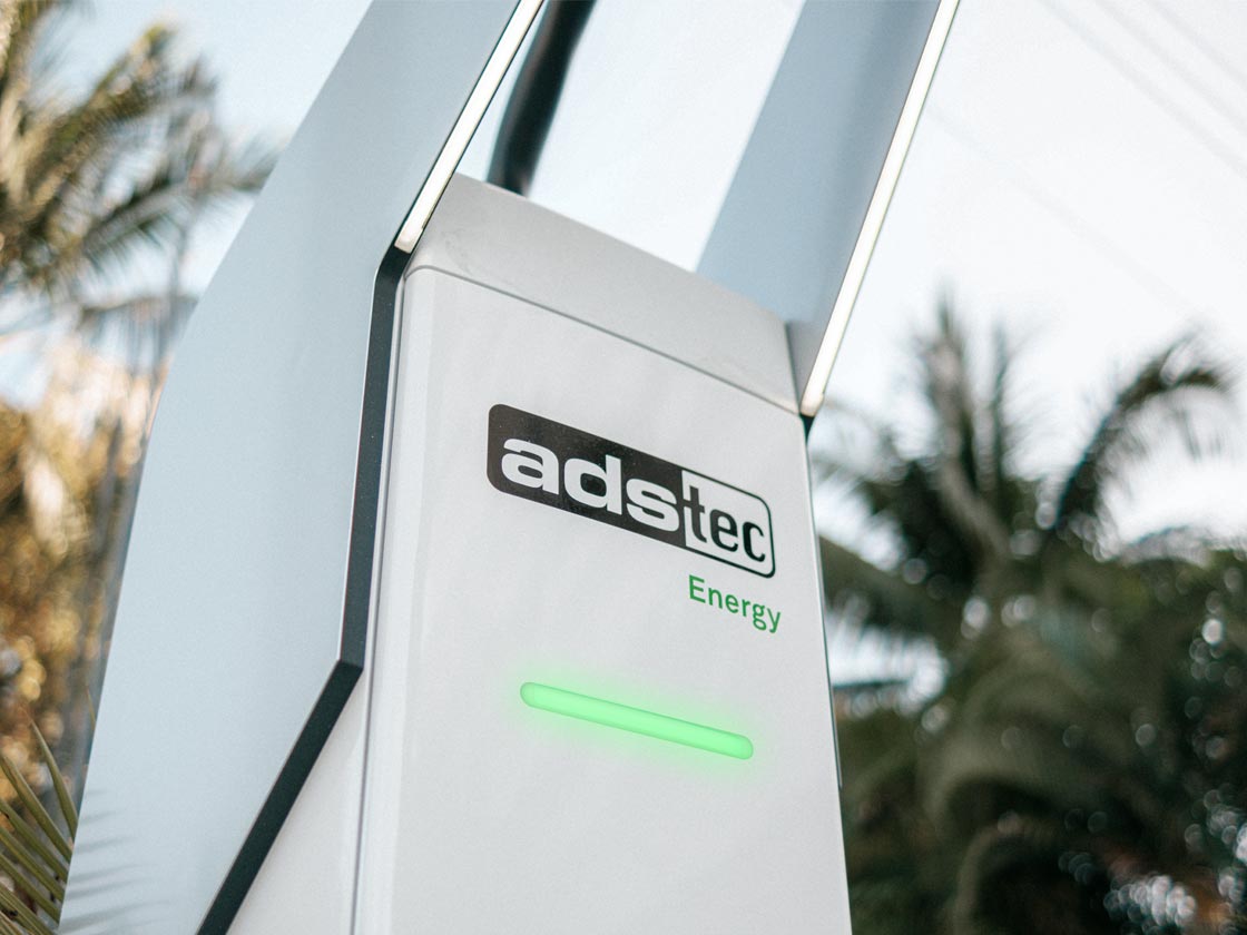 mediaElement.alternative